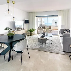 Apartamento Djc - Modern 2 Bedroom Close To, Casares